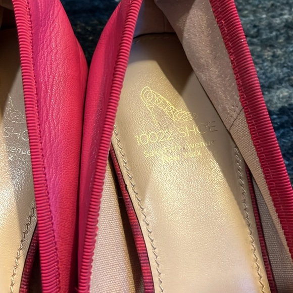Saks Fifth Ave shoe brand hot pink flats - Picture 2 of 9